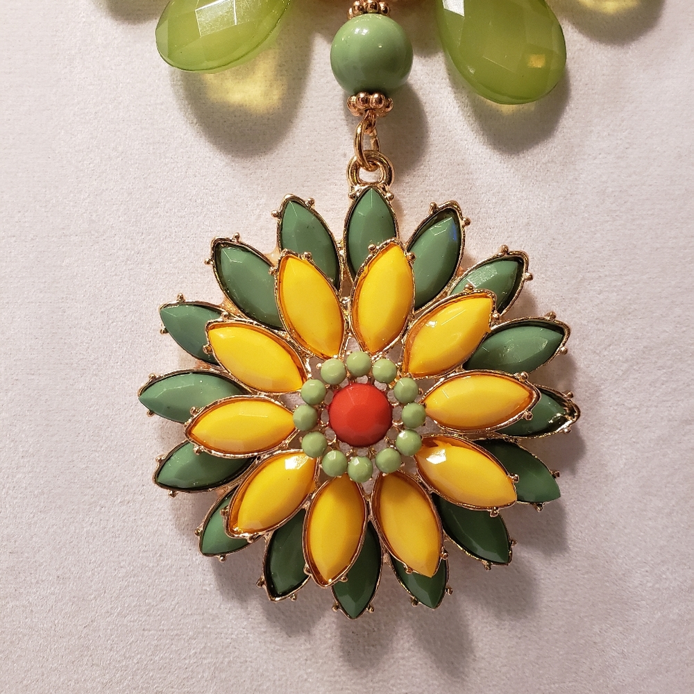 Vintage Statement Necklace/Earring Set - image 4